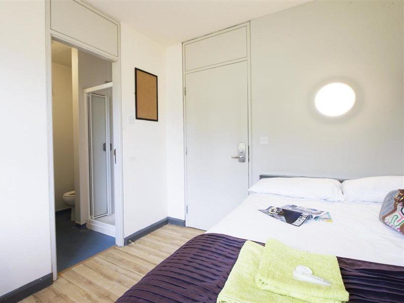 Corrib Village Rooms University Of Galway Exterior photo