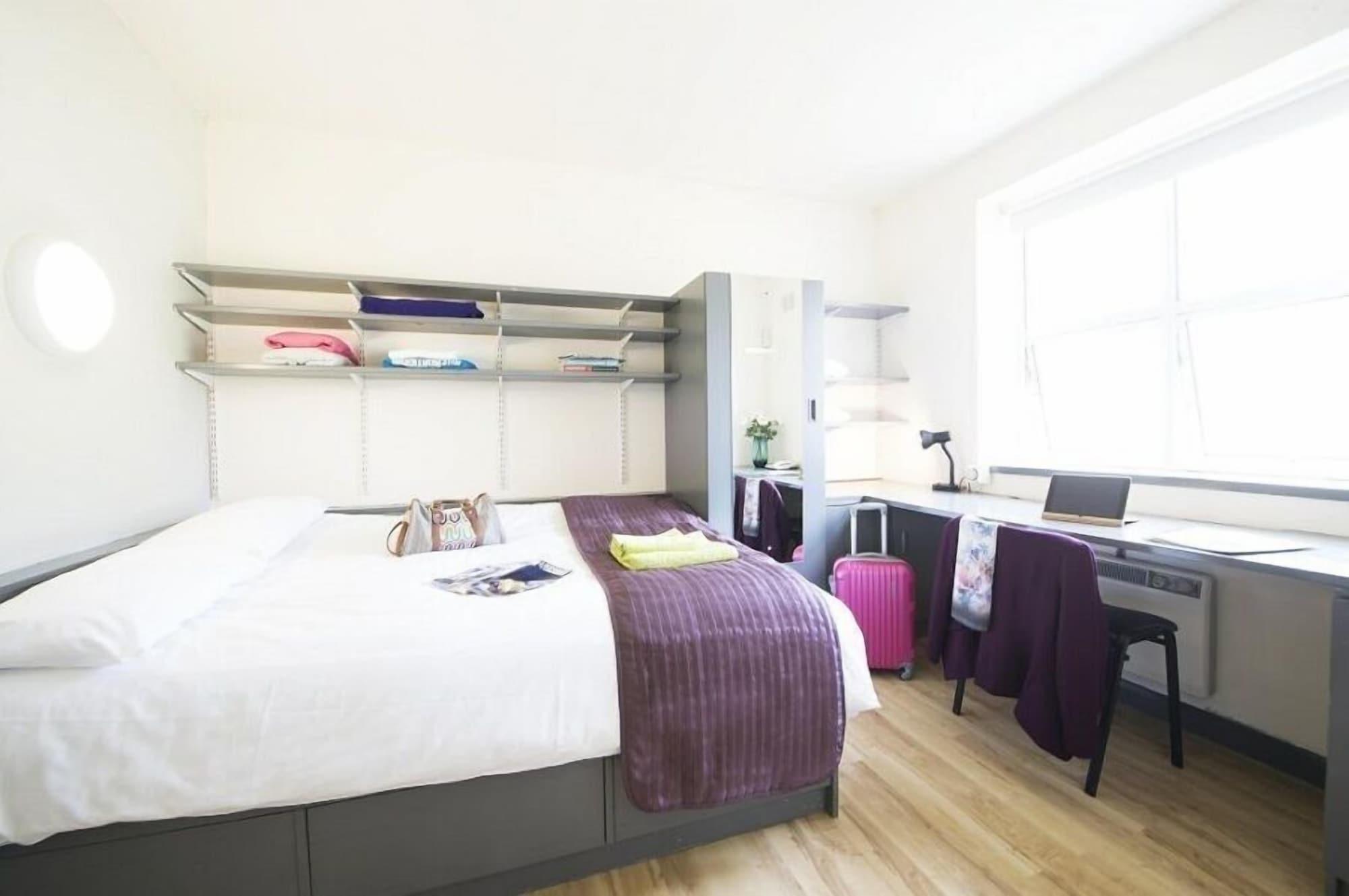Corrib Village Rooms University Of Galway Exterior photo