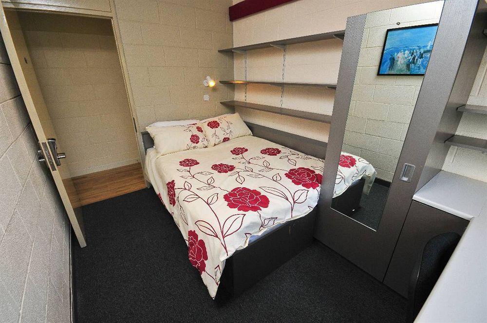 Corrib Village Rooms University Of Galway Exterior photo