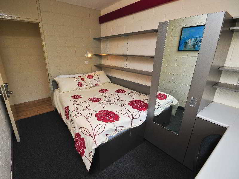 Corrib Village Rooms University Of Galway Exterior photo