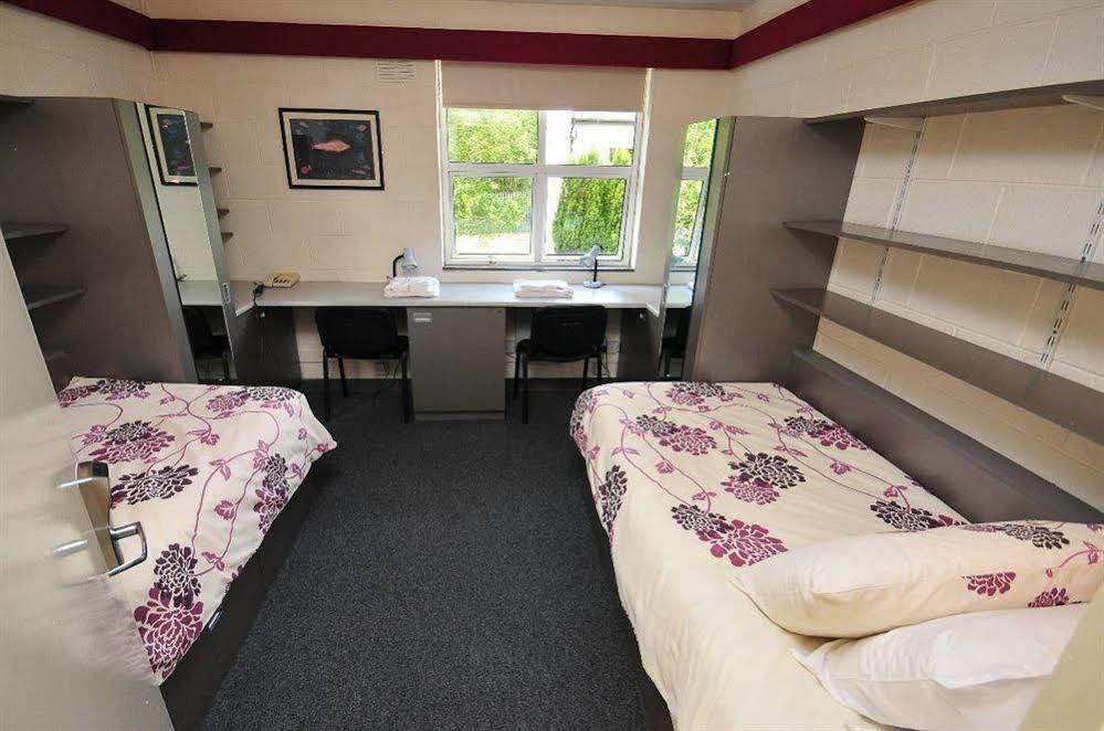 Corrib Village Rooms University Of Galway Exterior photo